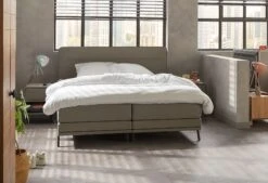 Boxspring Home 102 24 Boxspring Home 102 -Comfort Beddengoed Winkel 102 front gespiegeld