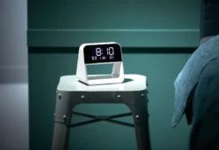 Smart Alarm Clock -Comfort Beddengoed Winkel alrm clock uit