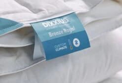 Dixxius Bronze Royal Custom Climate 2 Dekbed -Comfort Beddengoed Winkel cc2 zijlabel