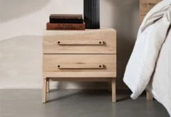 Nachtkast Balance Charm Wood 13 Nachtkast Balance Charm Wood -Comfort Beddengoed Winkel charm nk wood sfeer
