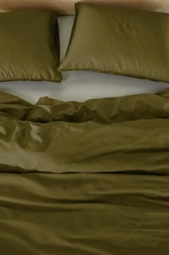 Beddinghouse Care Conscious Dekbedovertrek Olive Green 13 Beddinghouse Care Conscious Dekbedovertrek Olive Green -Comfort Beddengoed Winkel conscious olive green 41 detail large 1