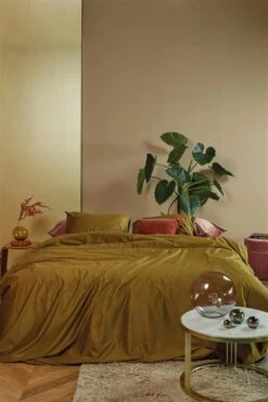 At Home By Beddinghouse Cosy Corduroy Dekbedovertrek Ochre -Comfort Beddengoed Winkel cosy corduroy ochre 00 mood large