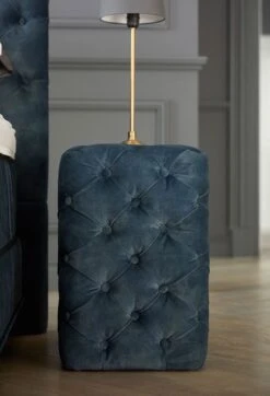 Boxspring Royal Atlantis -Comfort Beddengoed Winkel escalade detail nachtkastje smal web 2