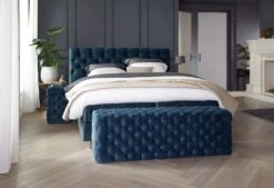 Royal Voetenbank Paradiso 8 Royal Voetenbank Paradiso -Comfort Beddengoed Winkel escalade front voetenbankje basis web 1