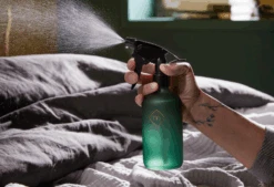 Interieurspray Moments Forest Breeze 12 Interieurspray Moments Forest Breeze -Comfort Beddengoed Winkel forestbreeze 5659 mist handactive2