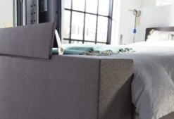 Boxspring Home 350 14 Boxspring Home 350 -Comfort Beddengoed Winkel home 350 0006 voetenbord min