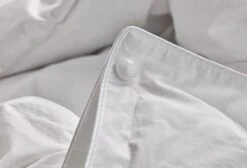 Dixxius Bronze Royal Custom Climate 2 Dekbed -Comfort Beddengoed Winkel knoop 3 2