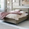 Boxspring Lifestyle By Vtwonen Cinnamon 1 Boxspring Lifestyle By Vtwonen Cinnamon -Comfort Beddengoed Winkel ls cinnamon major thyme schuin sfeer