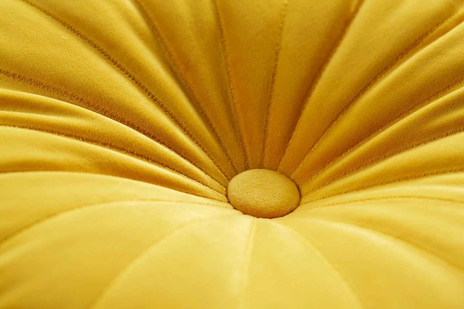 KAAT Amsterdam Mandarin Yellow Sierkussen 4 KAAT Amsterdam Mandarin Yellow Sierkussen - Afbeelding 2