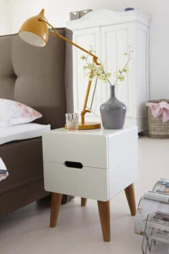 Nachtkast Dansk Wit -Comfort Beddengoed Winkel nachtkast dansk wit 2 1