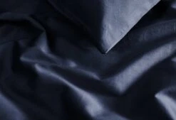 Dixxius Luxurious Porto Dekbedovertrek Navy 11 Dixxius Luxurious Porto Dekbedovertrek Navy -Comfort Beddengoed Winkel navy c