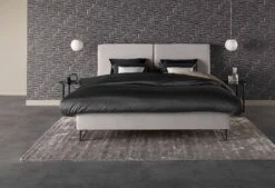 Gestoffeerd Bedframe Online-Only Night Stockholm 22 Gestoffeerd Bedframe Online-Only Night Stockholm -Comfort Beddengoed Winkel night stockholm frontaal 1