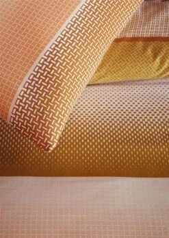 Beddinghouse Odette Dekbedovertrek Yellow 10 Beddinghouse Odette Dekbedovertrek Yellow -Comfort Beddengoed Winkel odette yellow 40 detail large