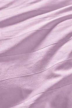 At Home By Beddinghouse Soft Shine Dekbedovertrek Lila 14 At Home By Beddinghouse Soft Shine Dekbedovertrek Lila -Comfort Beddengoed Winkel soft shine lila 41 detail large