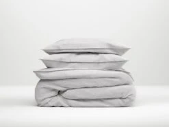 Zo!Home Lino Dekbedovertrek Dove Grey 10 Zo!Home Lino Dekbedovertrek Dove Grey -Comfort Beddengoed Winkel zo home dekbedovertrek lino dove grey 1