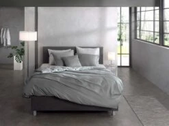 Zo!Home Satinado Dekbedovertrek Iron Grey 11 Zo!Home Satinado Dekbedovertrek Iron Grey -Comfort Beddengoed Winkel zo home dekbedovertrek satinado iron grey 4