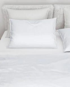 Zo!Home Satinado Dekbedovertrek White -Comfort Beddengoed Winkel zo home dekbedovertrek satinado pure white 4